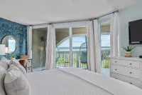 Hibiscus Oceanfront Living Hotels in Butler Beach