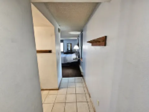 Spacious Lockoff Condo with Hot Tub - Charming Mountain Escape