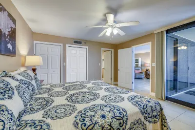Spring Deals! Free Activities! Beautiful Views! 12th Floor! Hotels in Upper Grand Lagoon