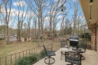 3BR Ranch in Durham Hotels near WORD OF FIRE CHRISTIAN UNIVERSITY