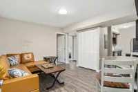 2 bed on 4th St and 15th Ave
