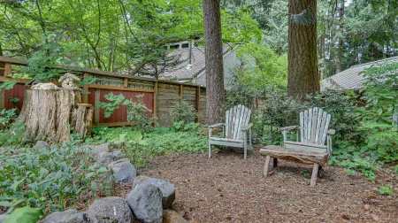 Enchanting Hot Tub and Fenced Yard - Inviting Forest Retreat