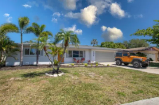 Game Room, Pool, and Backyard Escape - Inviting Oasis