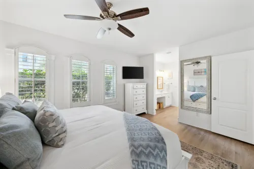 Access to Resort Pool and Private Beach Access - Elegant Retreat Hotels in Rosemary Beach