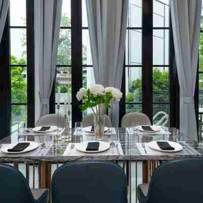 時尚七床帶泳池別墅配影院和電梯 - 距BTS 2分鐘 Dining/Meeting Rooms