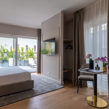 Prestige Boutique Aparthotel - Piazza Duomo View