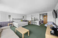 The Fountain Inn Hotels in Lakeside Marblehead