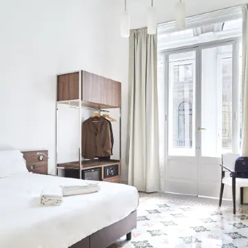 Maison Toledo 210 Отели рядом с достопримечательностью «Порт Моло-Беверелло»
