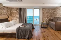 Re Dionisio Luxury Suites