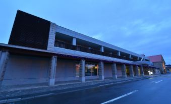 Hotel Lavenir
