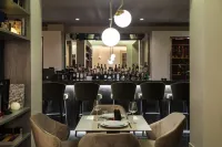 Oniro City - bar