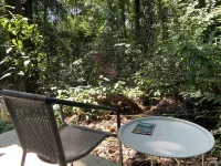 Beachbox@KohChang Hotel di Teluk Bang Bao