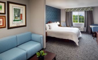 Irish Cottage Inn & Suites
