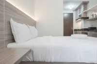 Nice Studio at 11Th Floor Transpark Cibubur Apartment Hôtels à : Jakarta