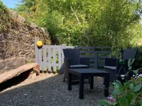 Cedarbank's - the Little Art House - Dog Friendly Hotels in Dunoon
