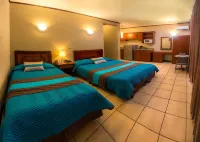 Hotel y Restaurante El Guarco فنادق في Agua Caliente