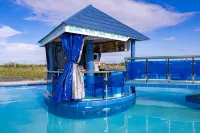 Sea-Front Suite - Sleeps 3 - Cape Point - Bakau - Pools