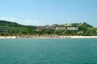 Residence Azzurro Hotels in Marina di Massignano