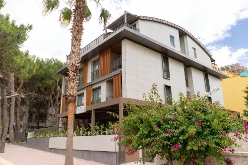 Bomo Suites