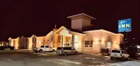 Aurora Park Inn & Suites Hotel dekat Walter Wright Pioneer Village