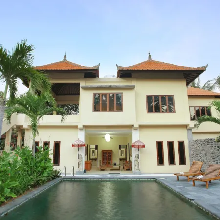 Villa Matanai Отели рядом с достопримечательностью «Пляж Вайт-Сэнд»
