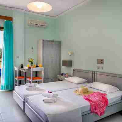 Louladakis Apartments Rooms