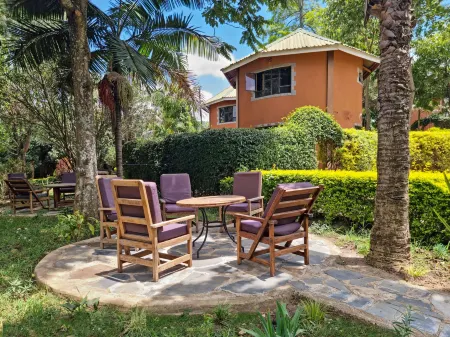 Africa Safari Arusha Отели рядом с достопримечательностью «Arusha Clock Tower»