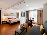 Hotel Vilar América Hotels near Royal Center