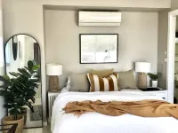 Shutters by the Sea-Ocean View Retreat-Waterfront-Private for 2 Hotels in Kiama