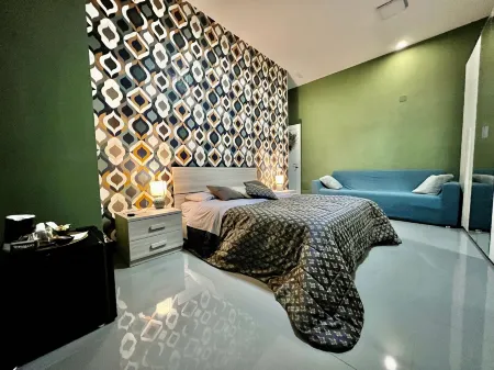 B&B VICO GRANDE Отели рядом со станцией Центральная железнодорожная станция Неаполя