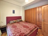 Club House Apartment with Garden and Pool فنادق في Podostrog