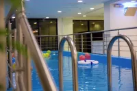 Guest House Hotel - Kolam Renang