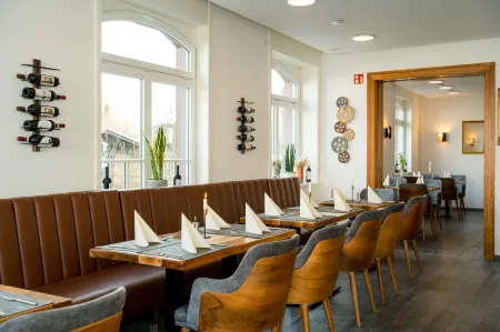 Roca Restaurant Und Hotel