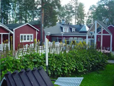 Örnvik Hotell & Konferens Hotels near Ettans Båthamn AB