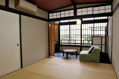 Yadoya Nishijinso Hotels near Imadegawa Station