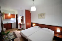 Eye Q Resort - balcony