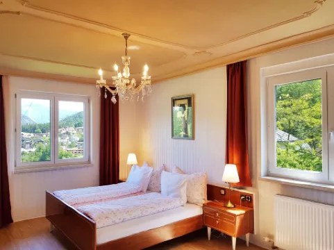 巴德伊舍潘之家酒店