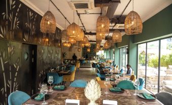 The Blowfish Hotel