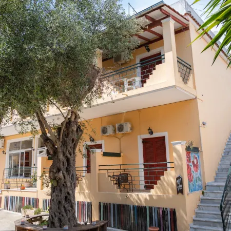 Wilde Rose Hotel