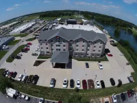 Comfort Inn & Suites Marion I-57 - parking