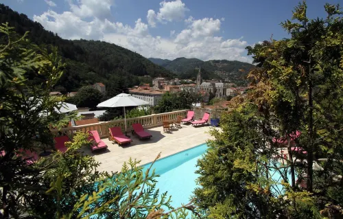 Villa Aimée Luxury Apartments with Heated Pool