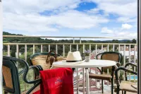 Apartaments Condado - 3-Star