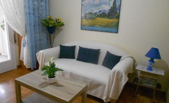 Athenian Oasis with Fountain, Ideal for Couples, 6th Floor
