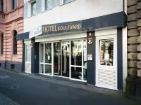 Hotel Boulevard - Superior Отели рядом с достопримечательностью «Медиапарк»