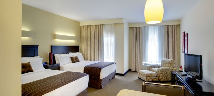 Berlin Grande Hotel Отели в г. Холмс