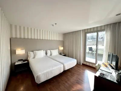 Zenit Barcelona Hotel di 