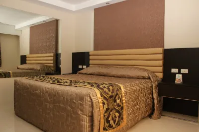 スコア バーズ ホテル のホテル