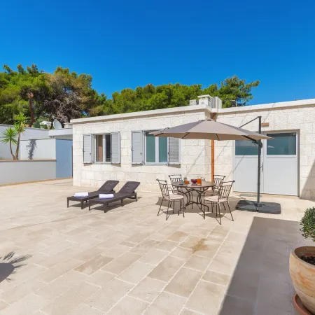 Beach Residences Caroline