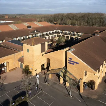 Hampshire Court Hotel & Spa