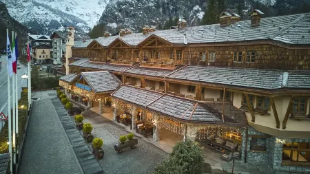 IH Hotels Courmayeur Mont Blanc